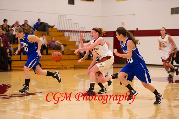 11-9-12_CGA_V_Basketball_004