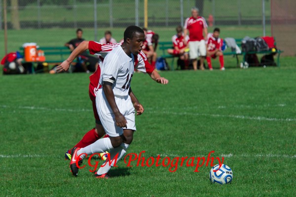 9-15-12_v_soccer_001