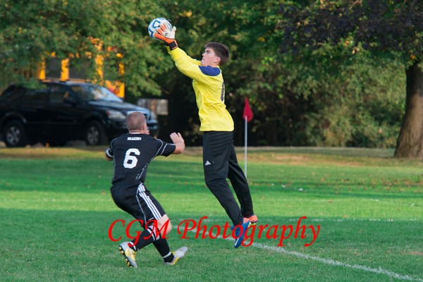 9-27-12_Varsity_Soccer_001