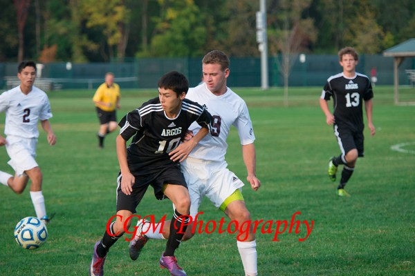 9-27-12_Varsity_Soccer_004