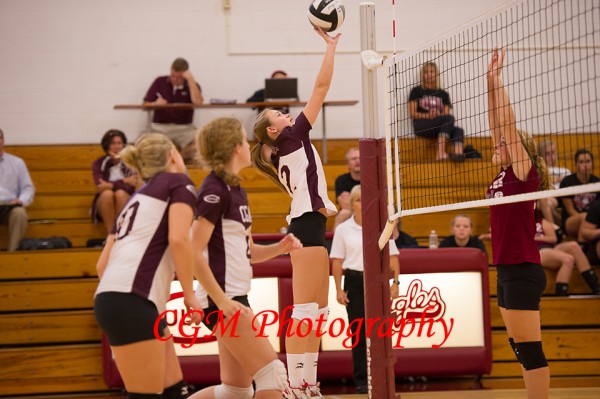 9_17_12_freshman_volleyball_002